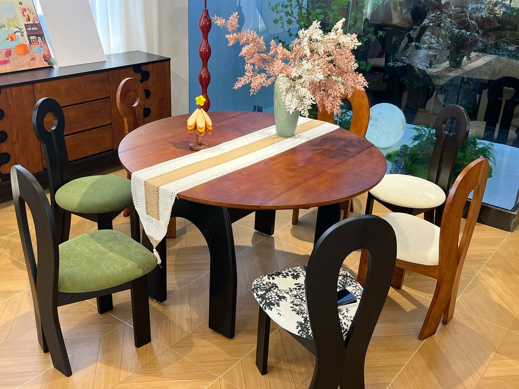 CZ009 Dining Table – detail view 2