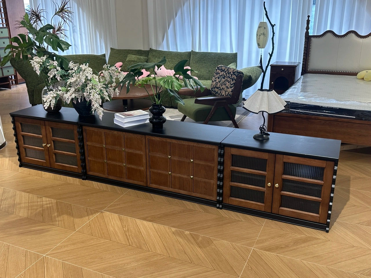 D08 Sideboard – detail view 3