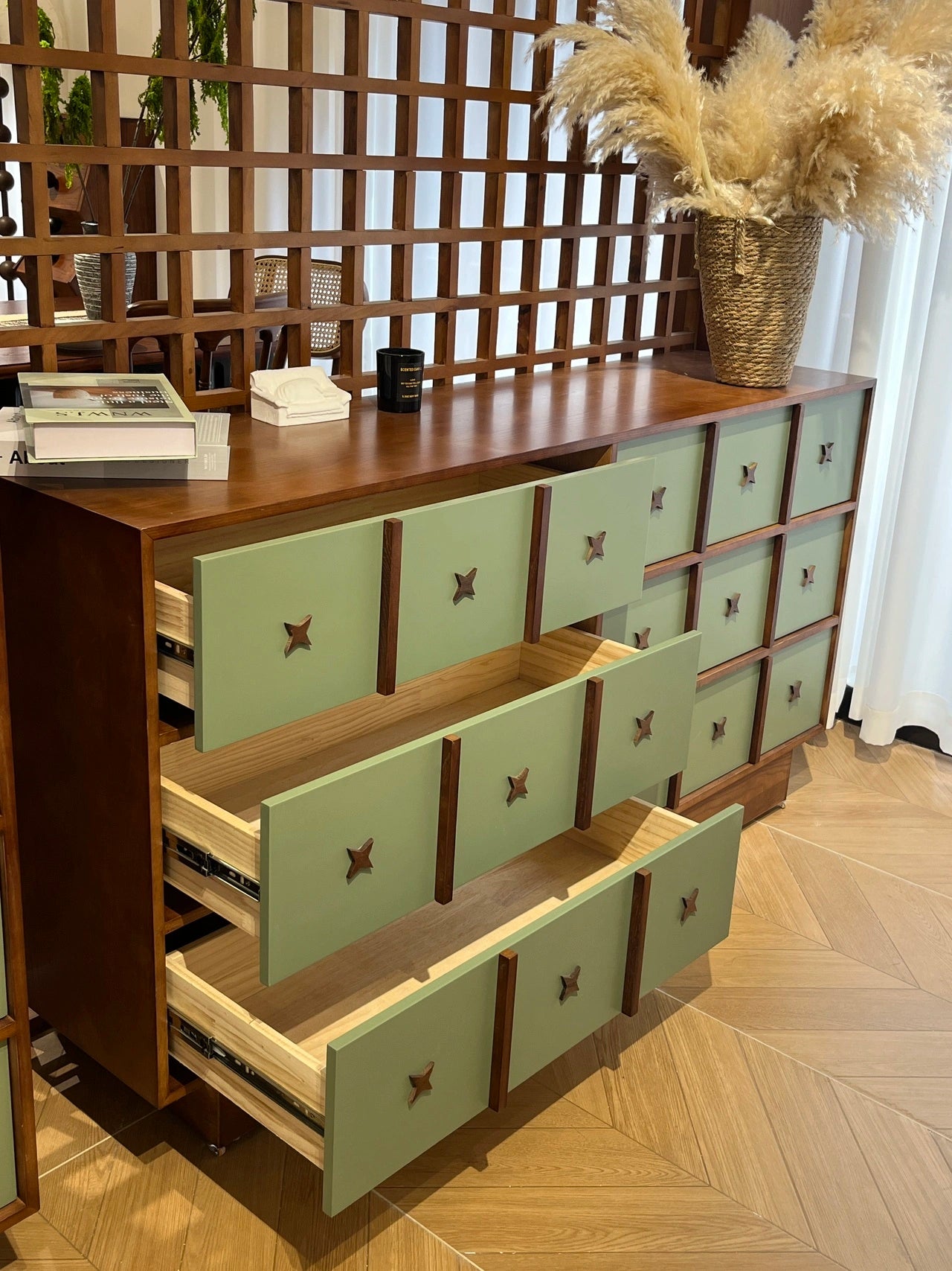 BG003 Sideboard – detail view 3