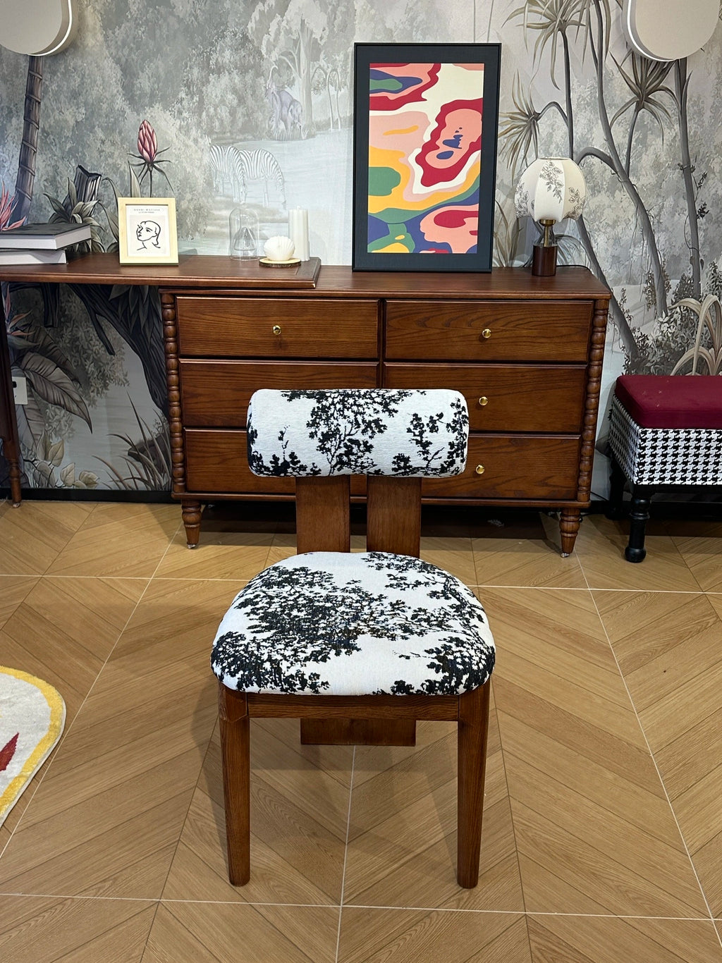 YZ005 Dining Table – detail view 5