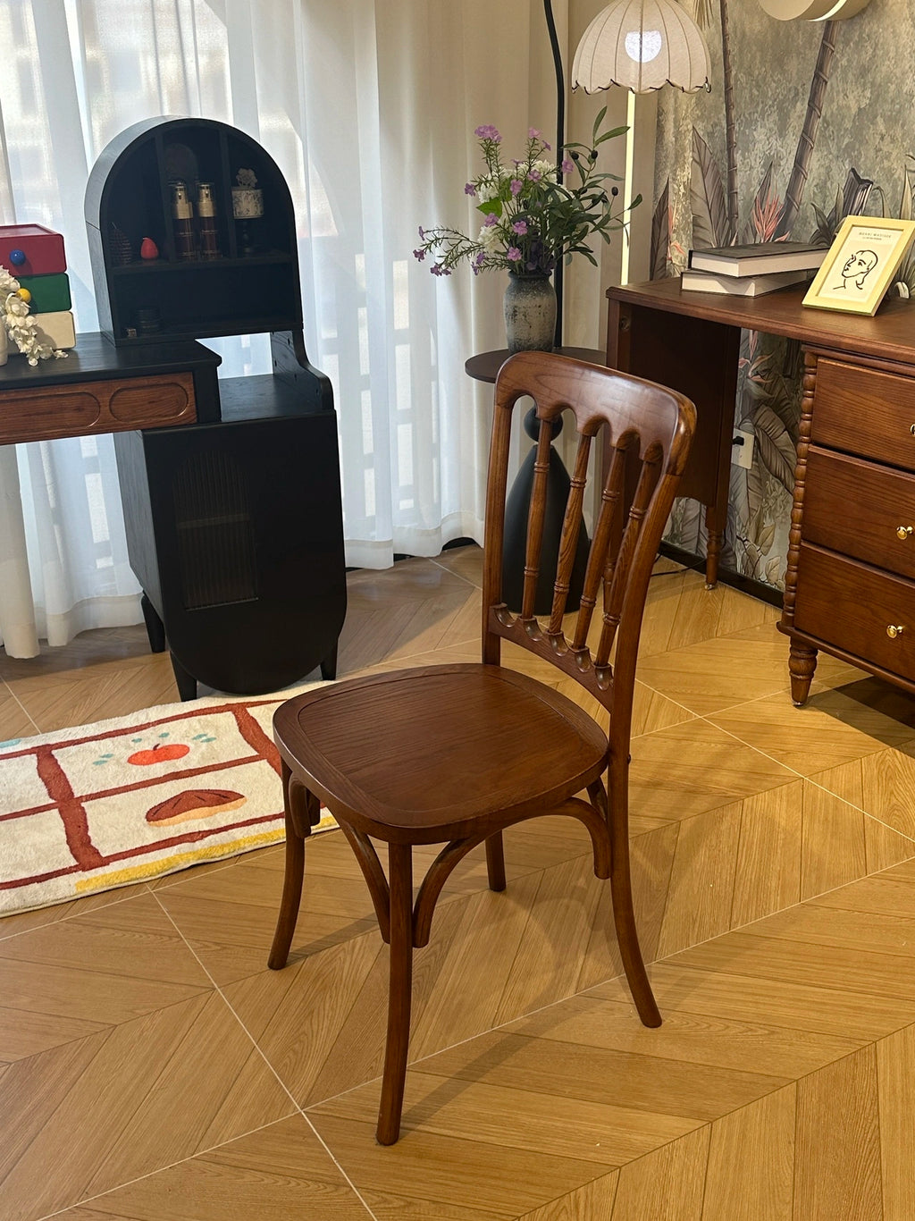 YZ010 Dining Table – detail view 3