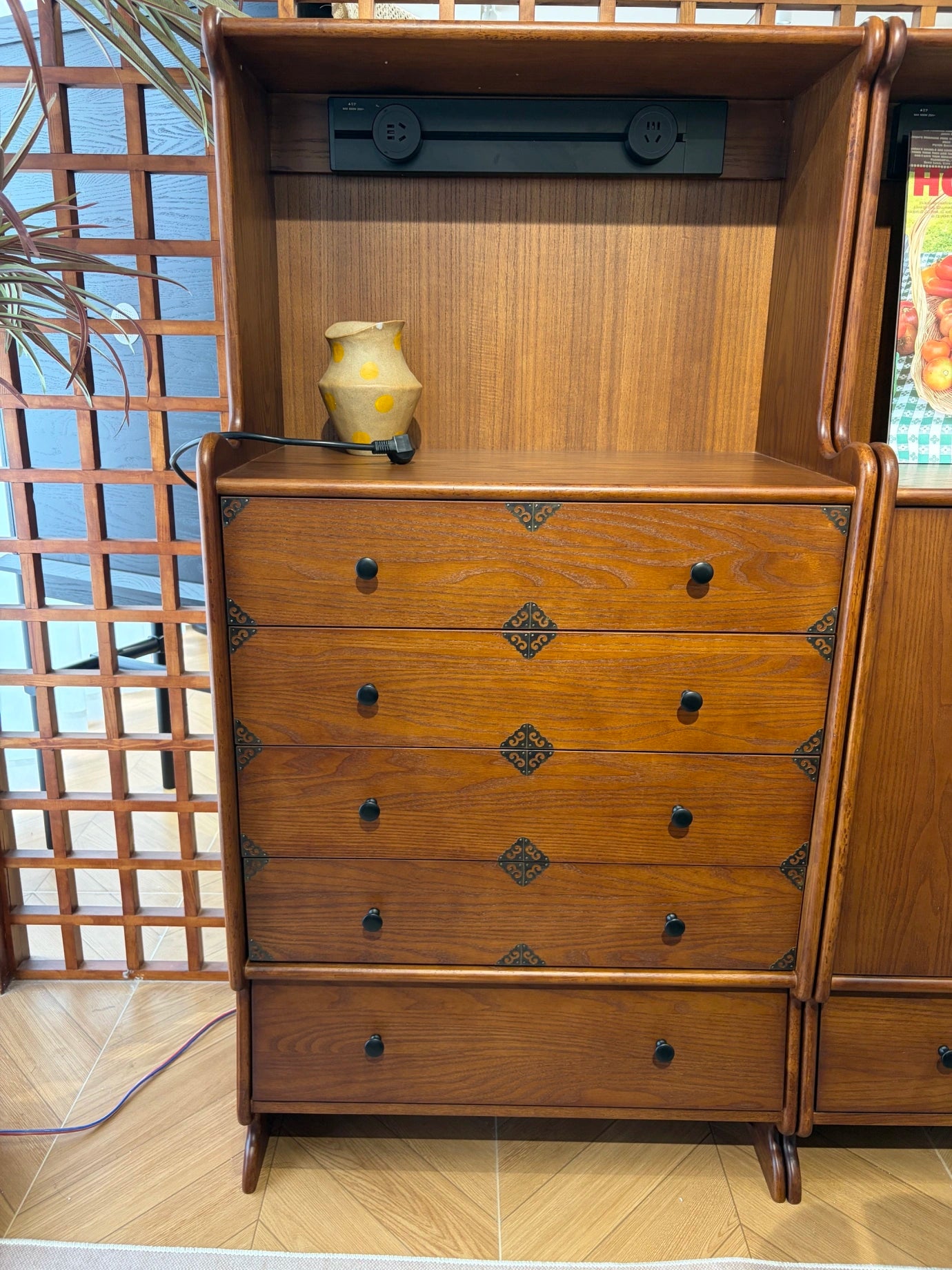 BG13 Sideboard – detail view 2