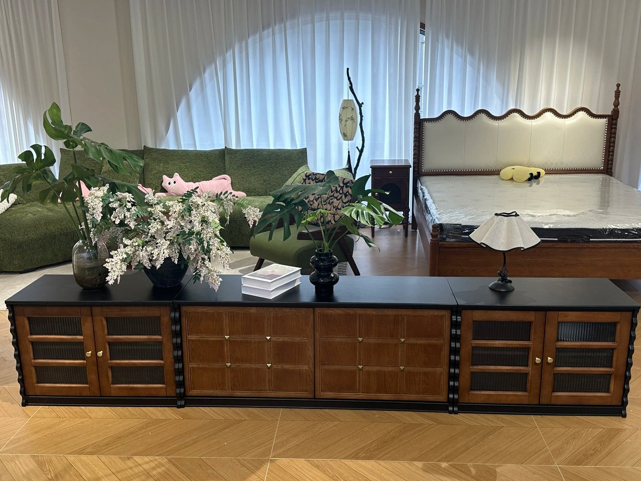 D08 Sideboard – detail view 2