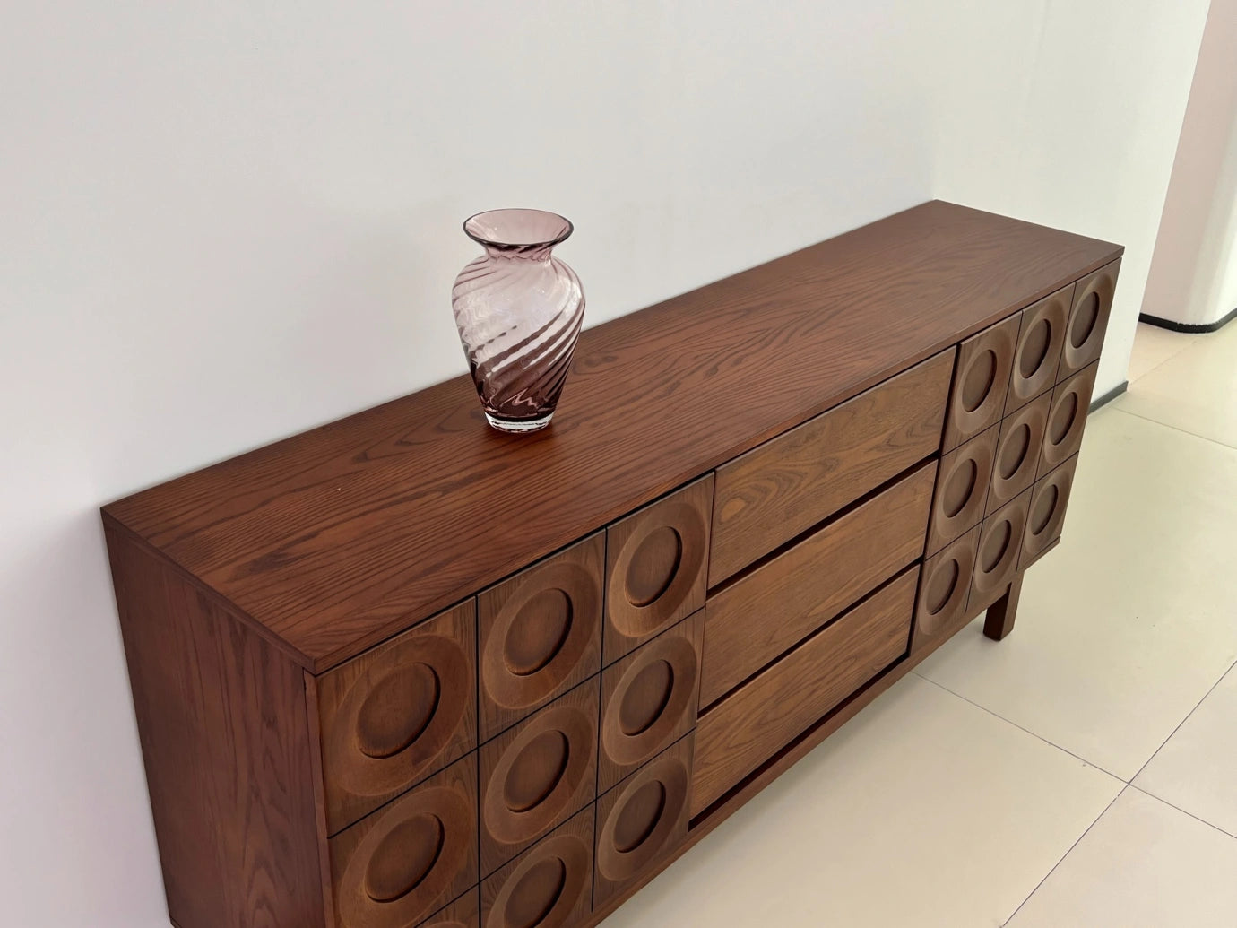 BG005 TV Console – detail view 10