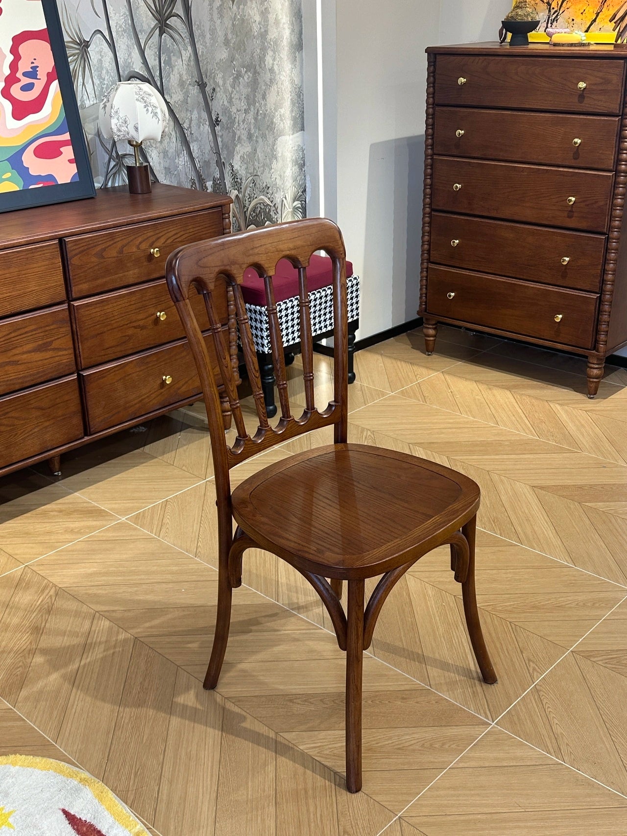 YZ010 Dining Table – detail view 4