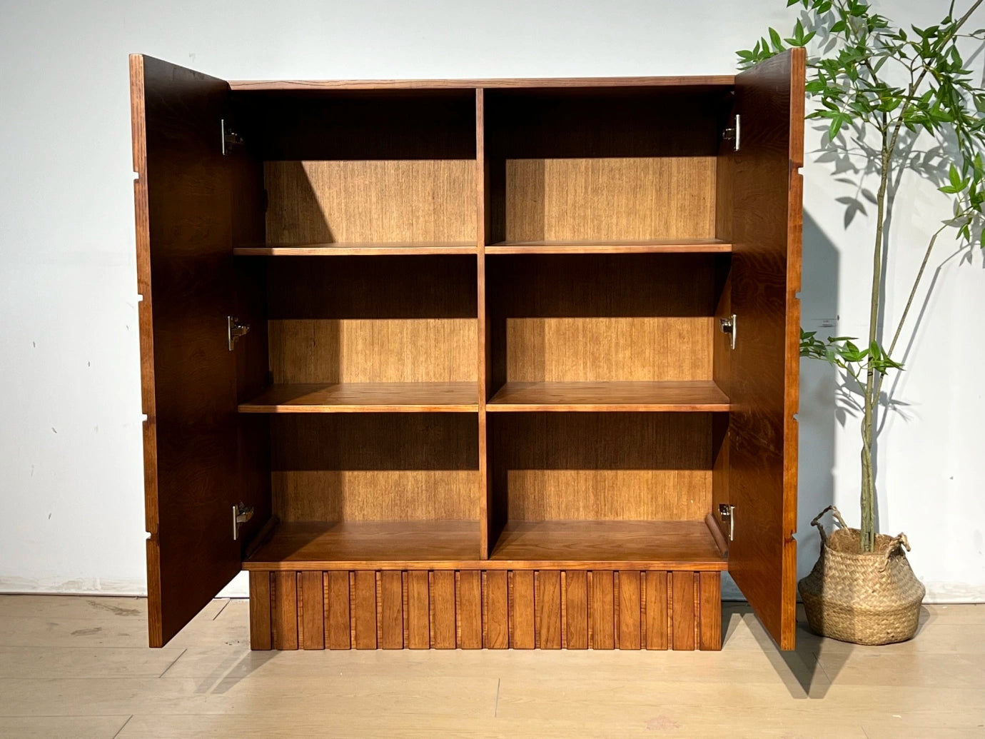 G42 Sideboard – detail view 3