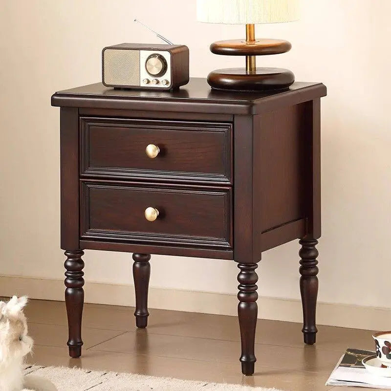 05 Bedside Table – detail view 5
