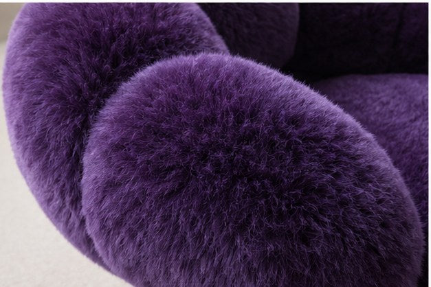 C07 Paw Sculptural Lounge Chair - upholstery detail